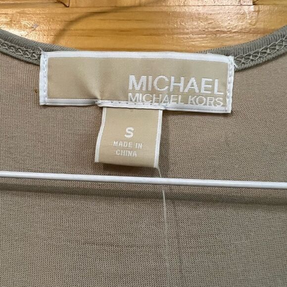 Bundle of 2 Michael Kors sequin & bead embellished tanks green & beige sz S - Picture 3 of 7